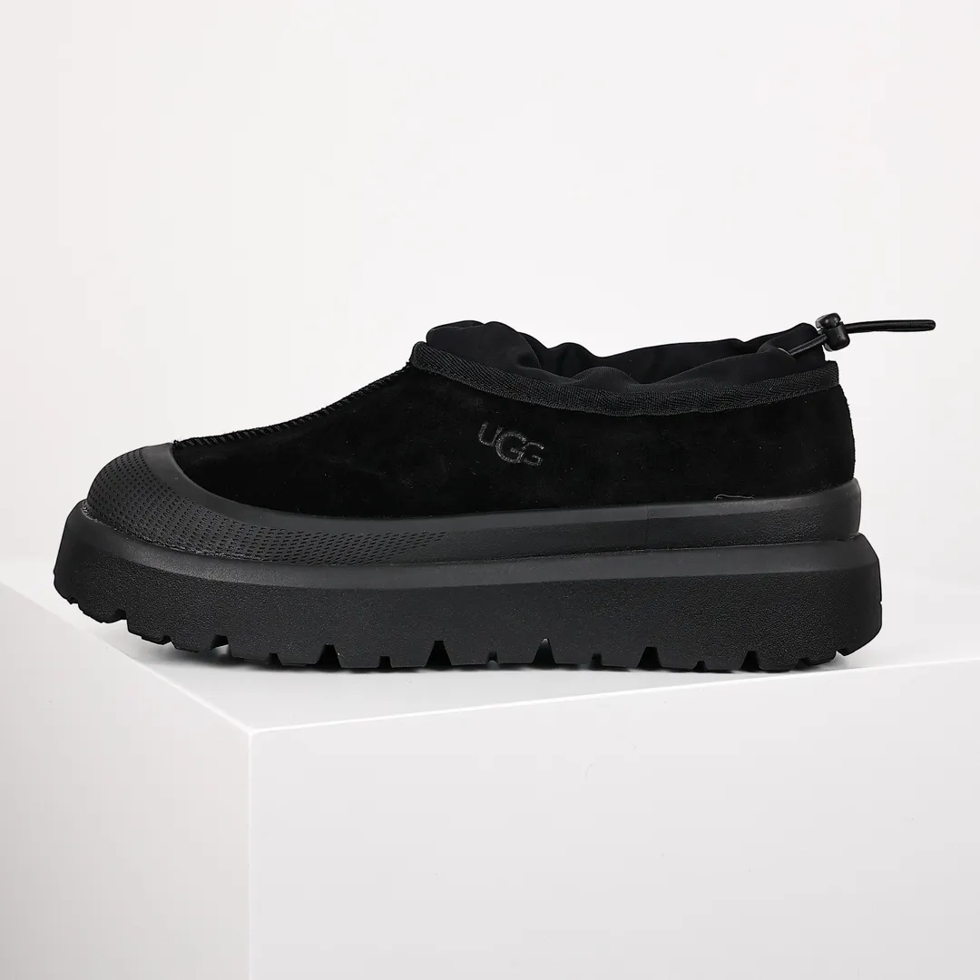 Pick up locally 💰Female size 330 Men's size 380 UGG 23S new winter products Half toe cap and low top 1144096 Imported sheepskin fur Purchasing for exclusive quality High elastic Modern midsole External non-slip outsole Leg drawstring design Very easy to put on and take off Sizes: 35 36 37 38 39 40 41 42 43 44 45